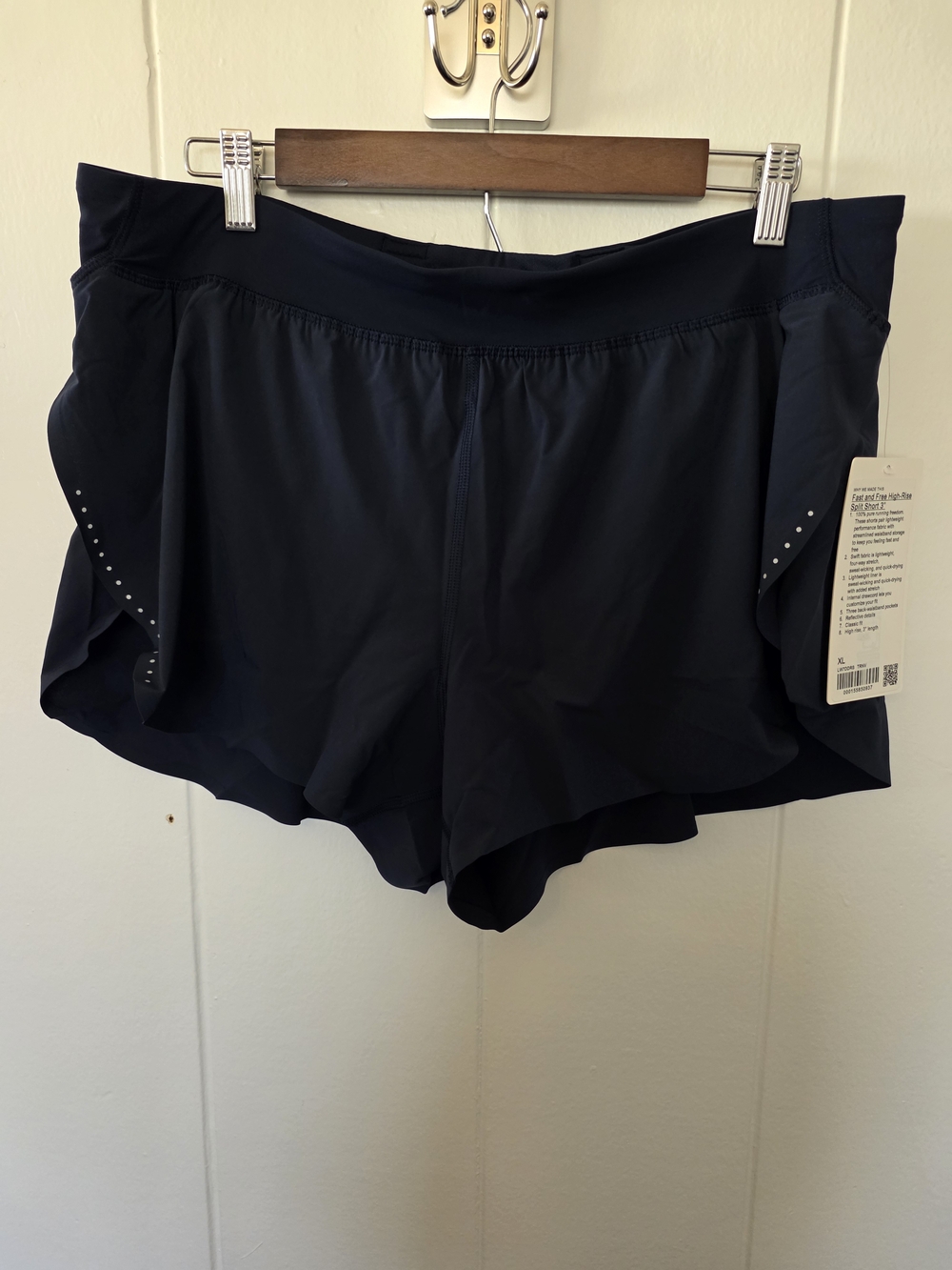 Lululemon Fast And Free HR Split Short 3" NWT Size XL